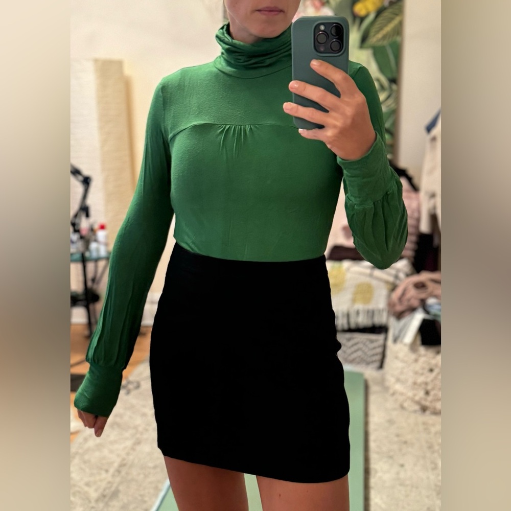 Panic - Turtleneck - viscose green top (size M)